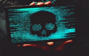 Російські хакери "ламають" ШІ-захист: під ударом енергетика й транспорт України
