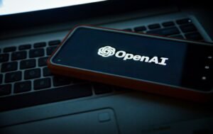 Інтелект флагмана у 5 разів дешевше: OpenAI презентувала нову GPT-6.1 Sol